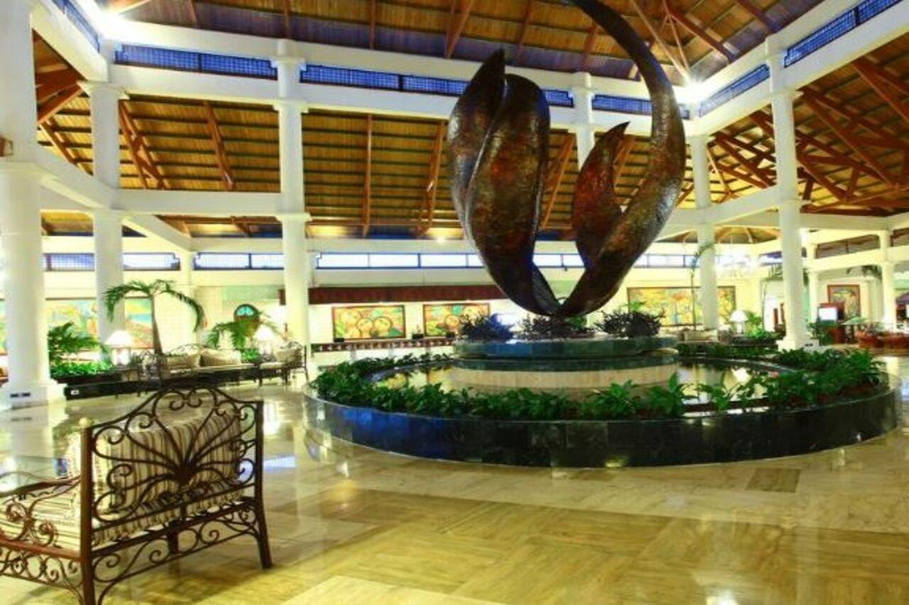 Bahia Principe Grand Bavaro Punta Cana Dış mekan fotoğraf Lobby of the Hard Rock Hotel